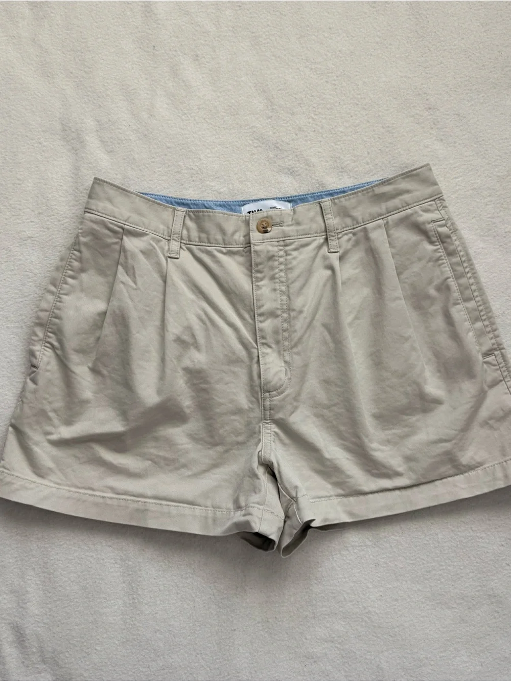 TNA Cream Pleated Women's Shorts